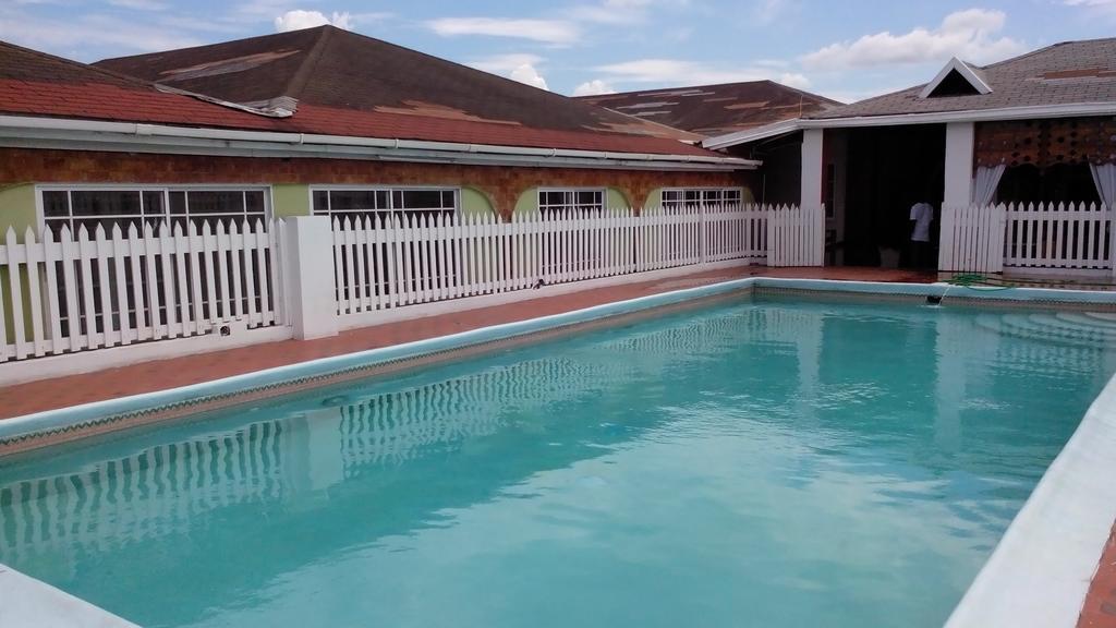 Village Hotel Ocho Rios Ngoại thất bức ảnh