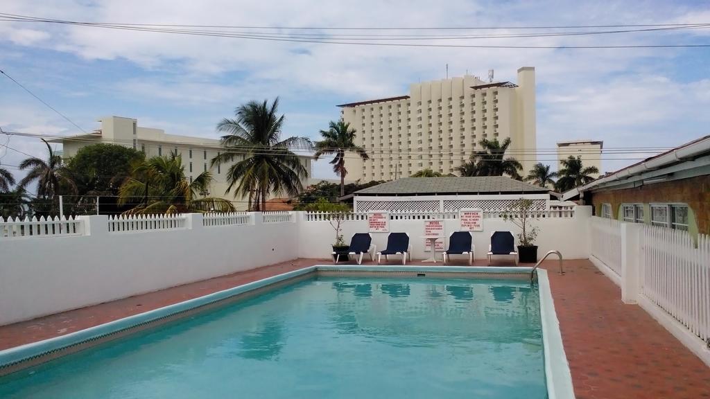 Village Hotel Ocho Rios Ngoại thất bức ảnh