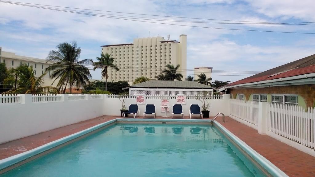 Village Hotel Ocho Rios Ngoại thất bức ảnh